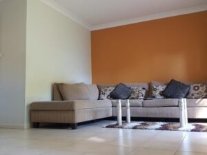 Perfect three bedroom conveniently located Townhouse in Toongabbie (3 bed, 2.5 bath, 2+ car)