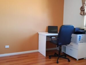 Perfect three bedroom conveniently located Townhouse in Toongabbie (3 bed, 2.5 bath, 2+ car)