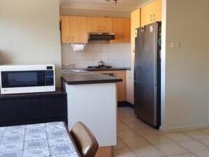 Perfect three bedroom conveniently located Townhouse in Toongabbie (3 bed, 2.5 bath, 2+ car)