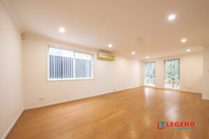 Walk to Bellavista Metro  – Cul-De-Sac Location