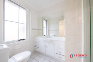 Walk to Bellavista Metro  – Cul-De-Sac Location