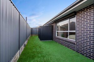 Nice and Quiet Street – Inc Solar to save on Electricity