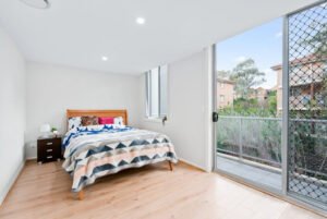 Townhouse Style Two Levels – Modern Unit