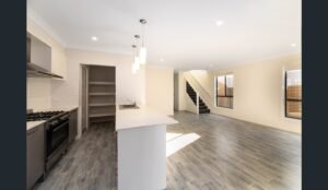 Modern spacious Family Home in  Nirimba Fields