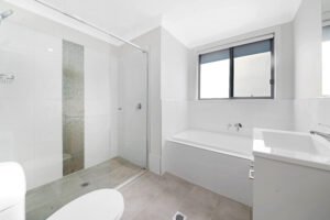 Modern spacious Family Home in  Nirimba Fields