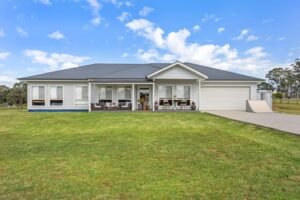 Discover Your Dream Luxury Country Home