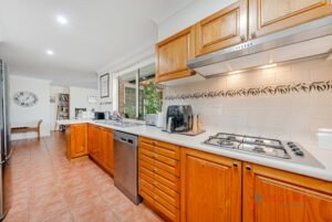 LISTED & SOLD IN A FLASH