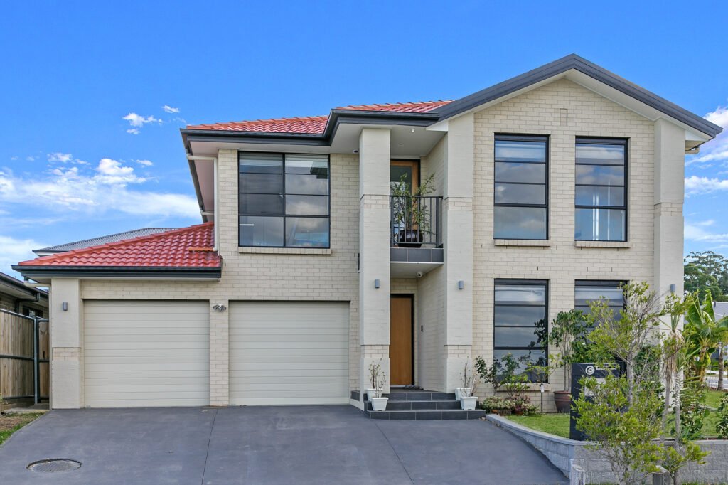 BEST HOUSE in BARDIA