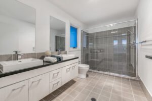Location !!! Location !!! Location!!! – Prestigious Grange Estate