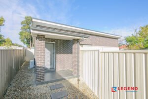 2 Bedroom  Nearly New Granny Flat!