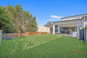 Modern Duplex Living in Toongabbie