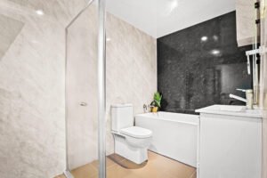 Modern Townhouse in Doonside