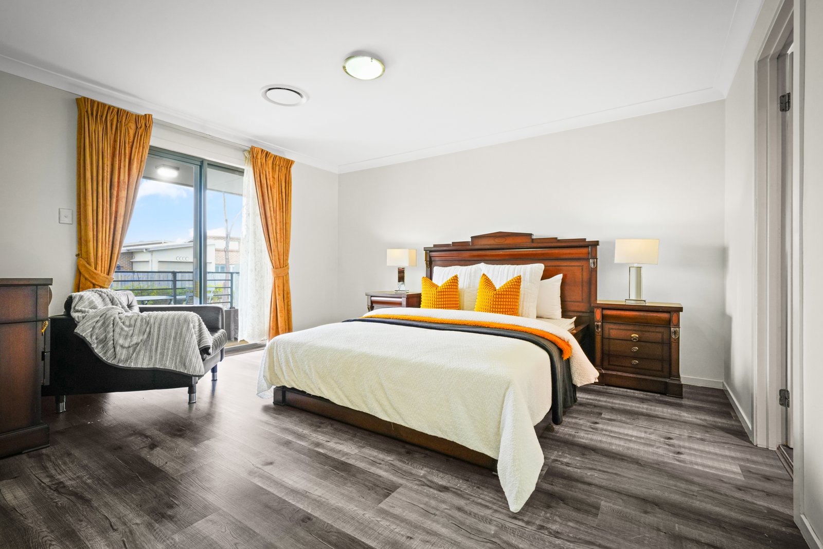 Modern Elegance Meets Family Comfort!