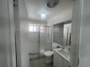 3 Bed room House in Quiet street